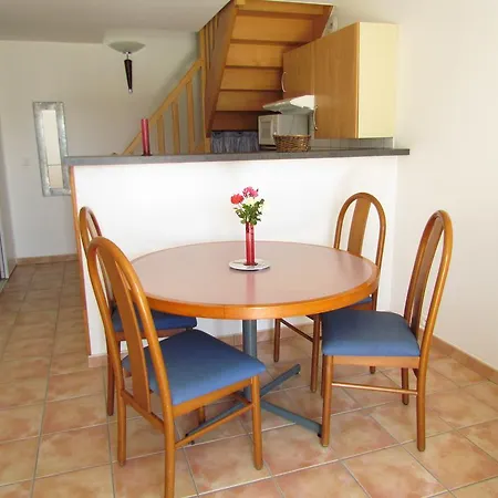 Apartment La Rochelle *